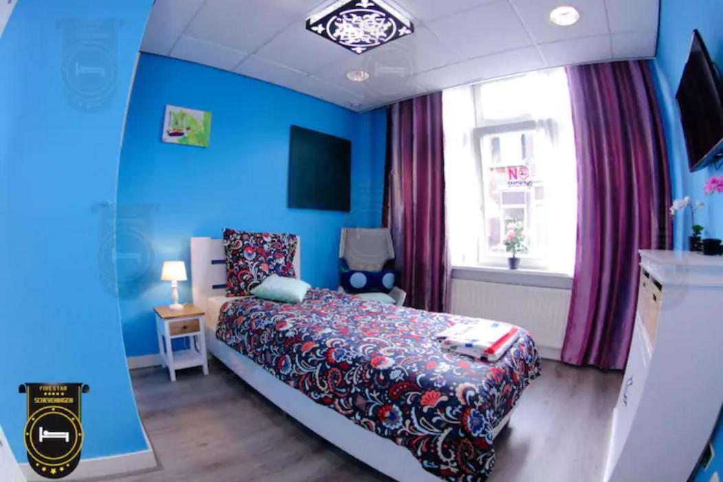 Five Star Scheveningen Bed And Breakfast Bed & Breakfast Den Haag